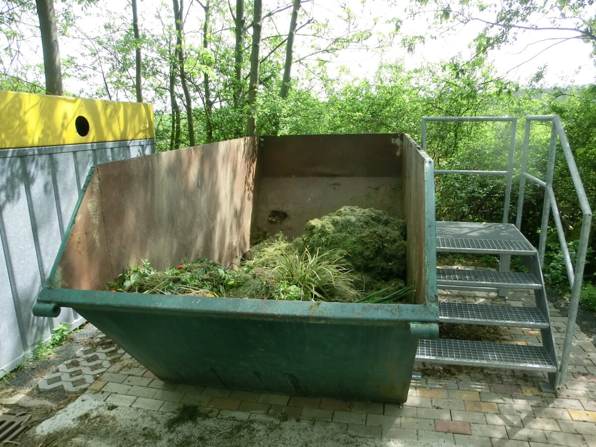 Wenn die Grüngutcontainer öffnen, beginnt die Garten-Saison