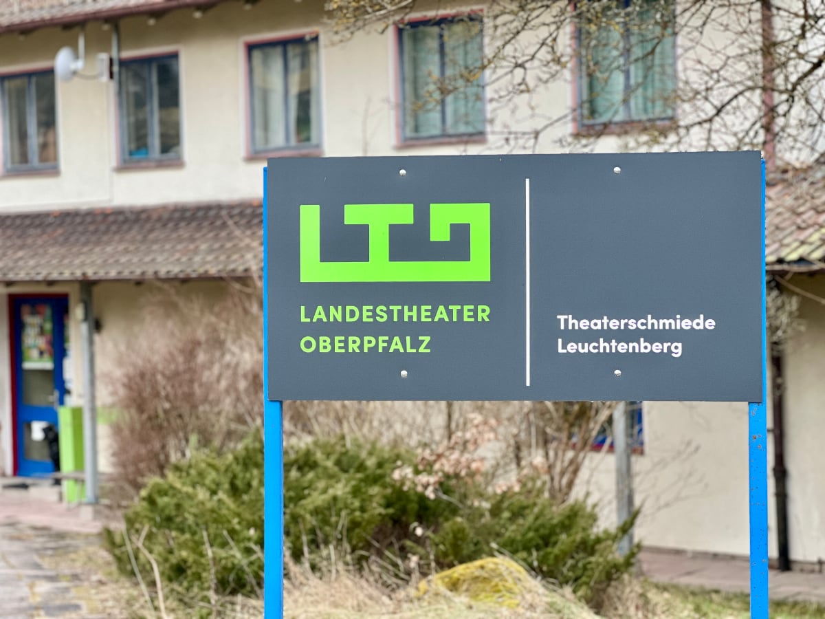 SPD-Kreistagsfraktion für weitere Förderung des Landestheaters Oberpfalz