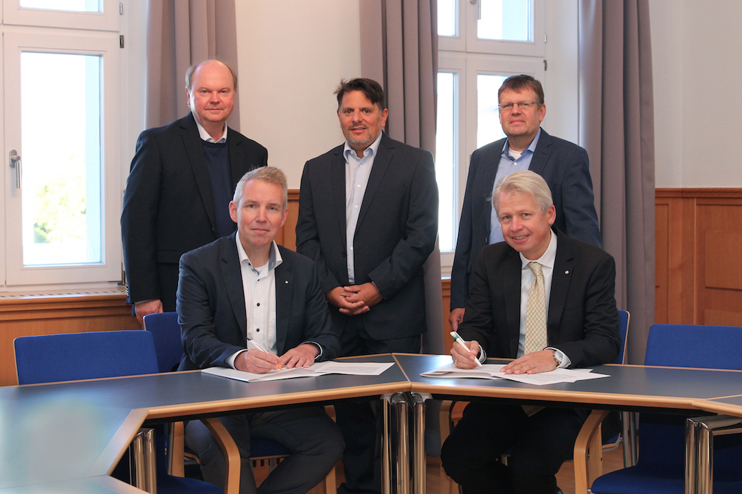 OTH und Fraunhofer-Institut verlängern die Zusammenarbeit