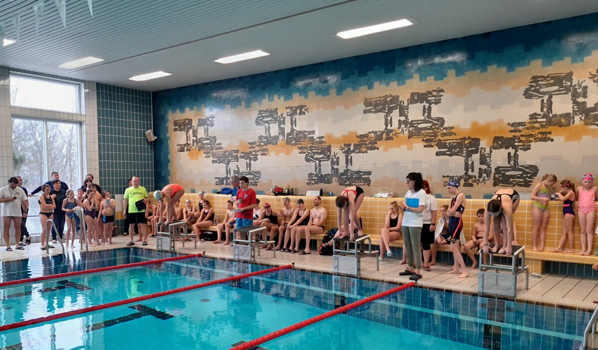 Schwimmvergleich des TV Vohenstrauß mit dem TV Amberg: Spaß steht im Vordergrund
