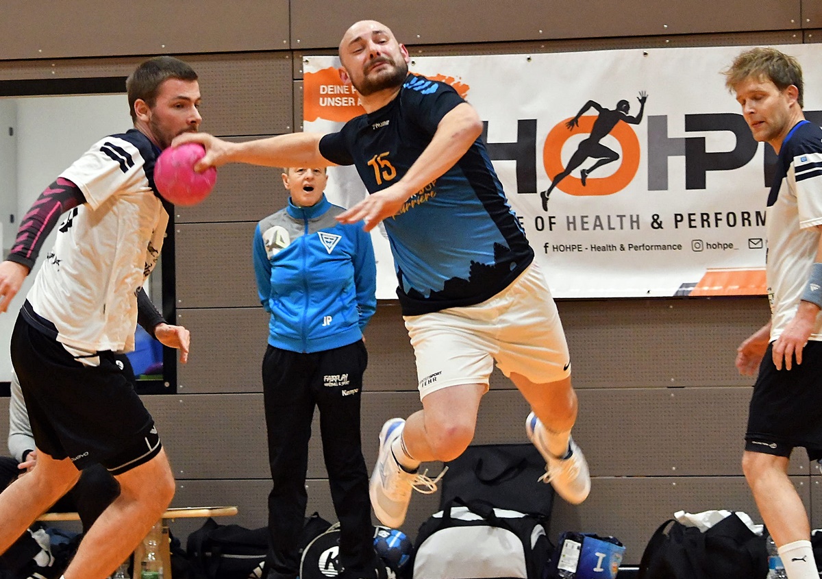 Handballherren der HSG Weiden feiern in Erlangen ihren ersten Saisonsieg
