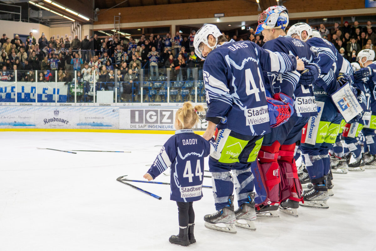 Beim Family Day der Blue Devils ist so richtig was geboten