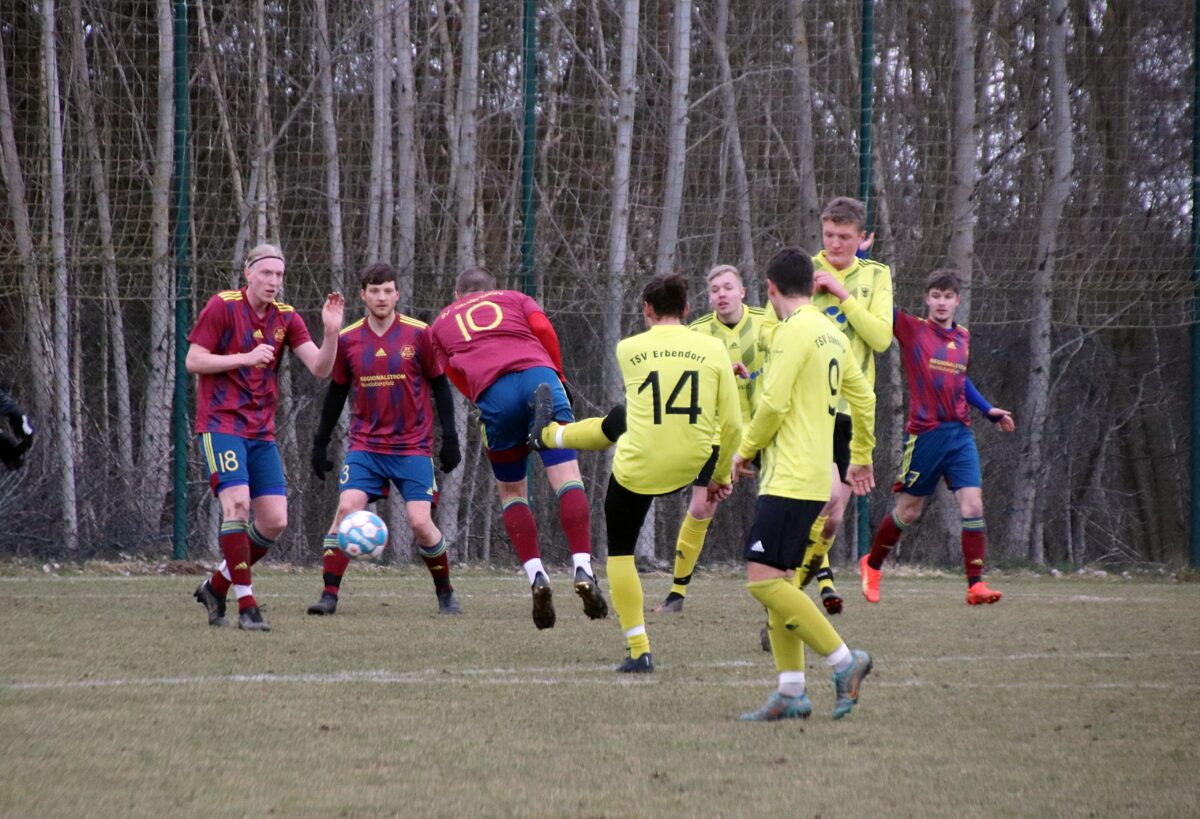 Freundschaftsvergleich zwischen Bezirksliga und Kreisliga