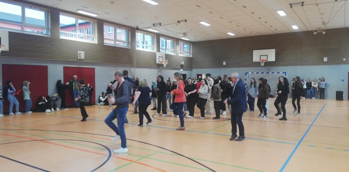Mittelschule Altenstadt öffnet die Türen