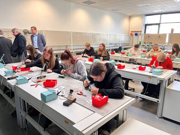 Spannende Aufgaben in den Werkstätten