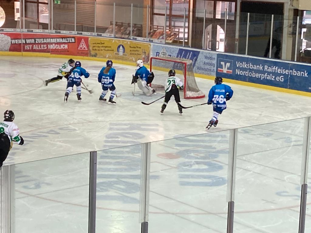 Young Blue Devils: Nur die U 15 gewinnt ihr Spiel gegen Amberg