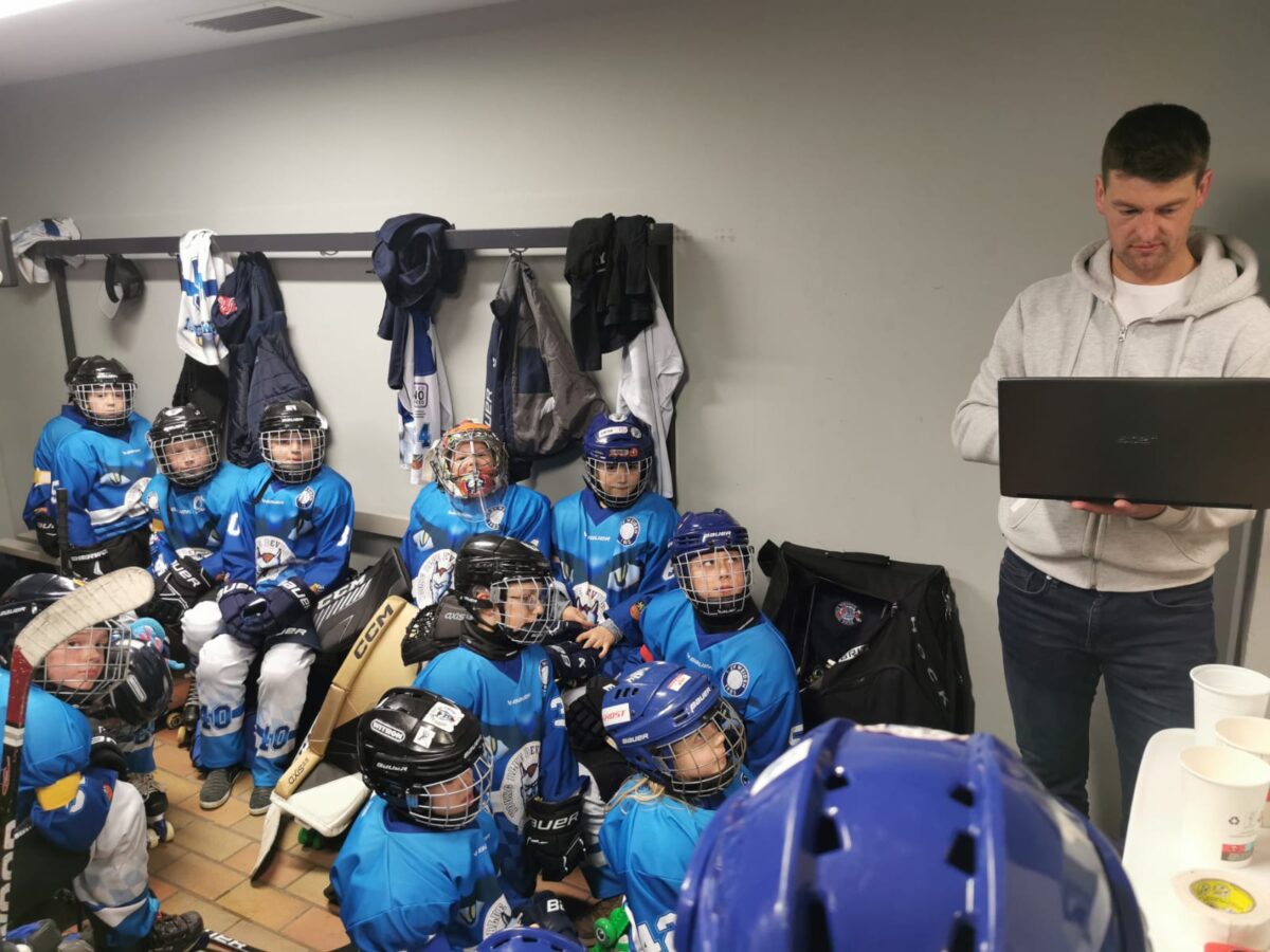 Young Blue Devils: U 17 unterliegt dem Favoriten und steigt wohl ab