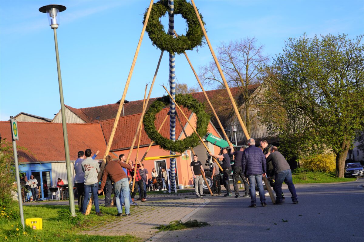 Maibäume in der Marktgemeinde Waldthurn