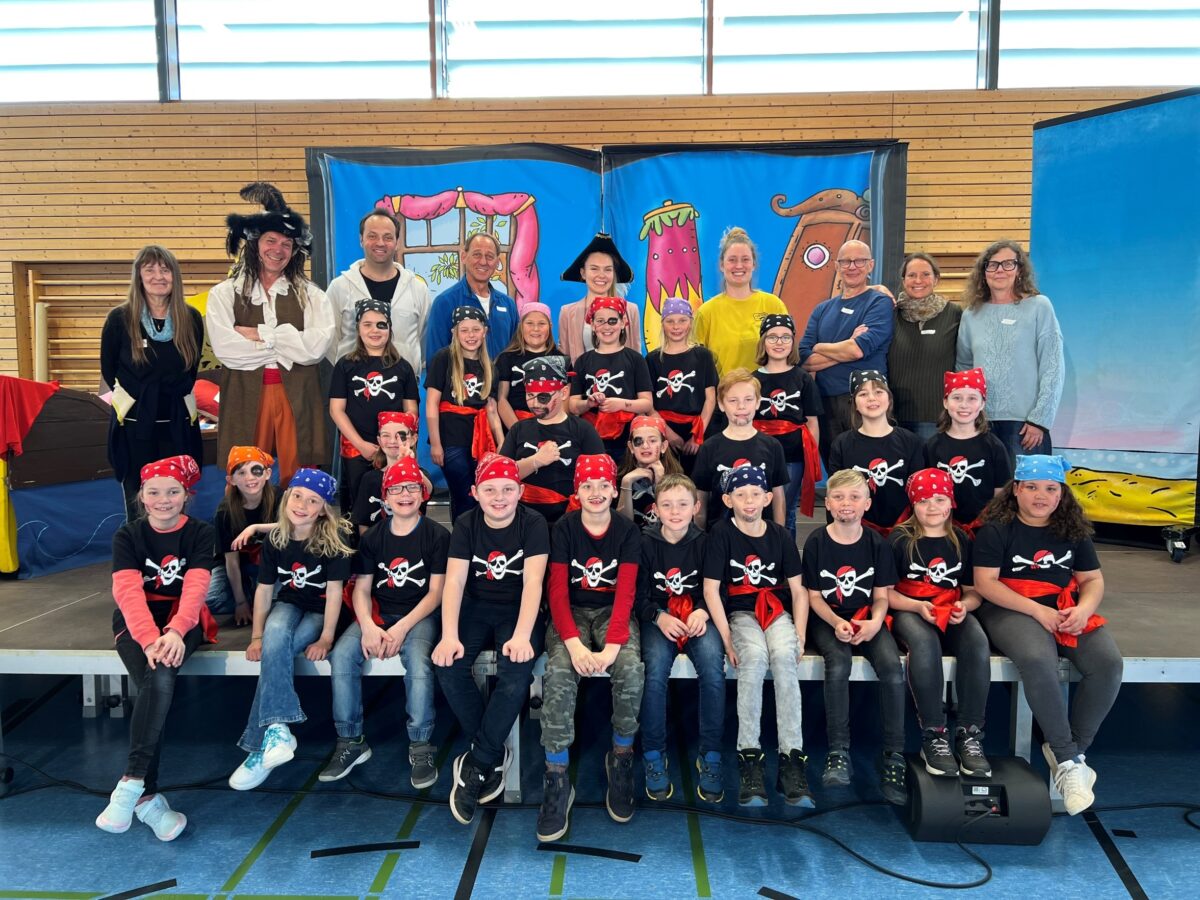 Weiherhammerer Grundschüler schnuppern große Theaterluft