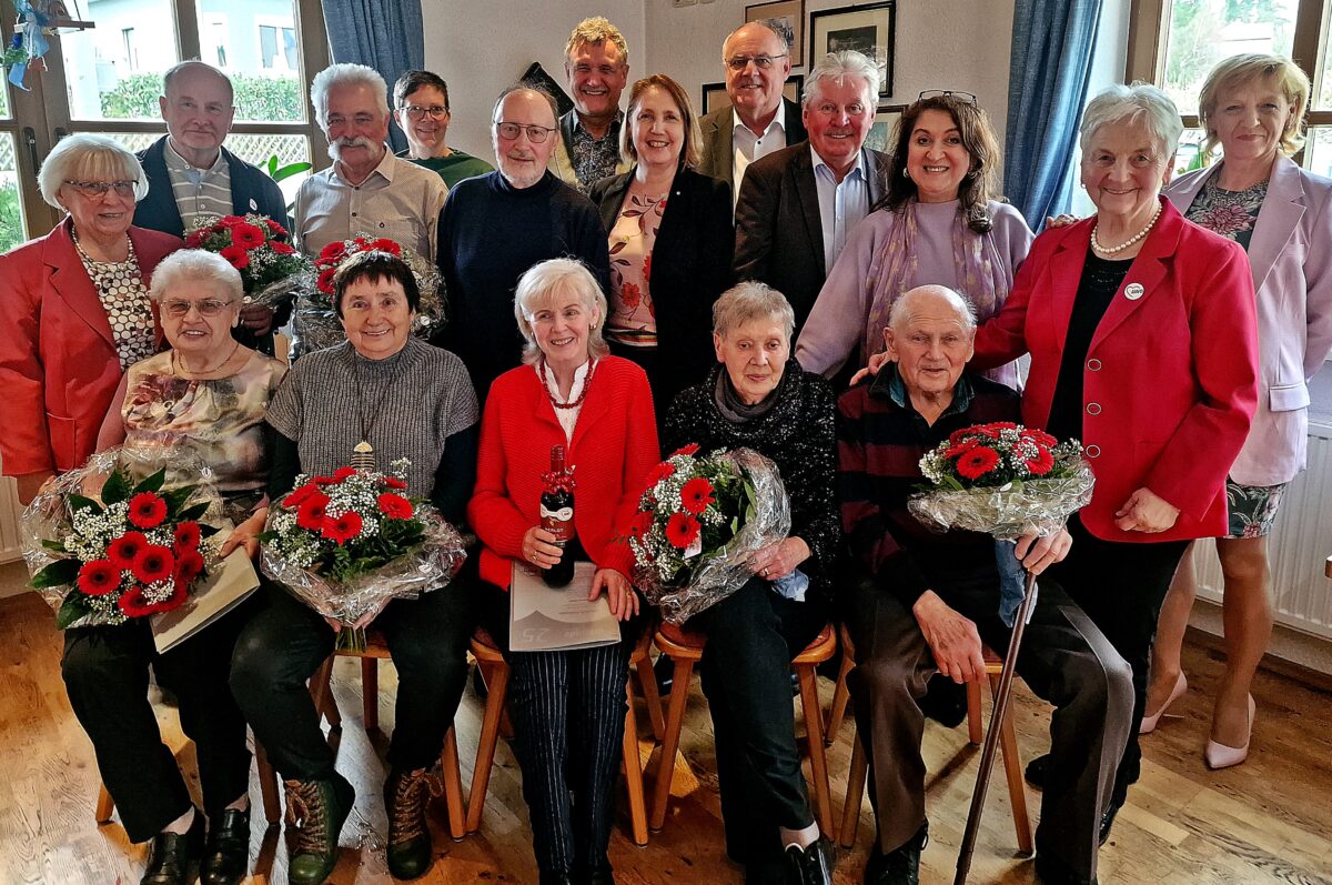 100 Jahre AWO-Weiden – Treue Mitglieder geehrt