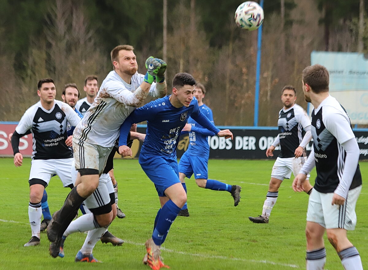 Bezirksliga Nord: SV TuS/DJK Grafenwöhr beendet Serie des FC Weiden Ost
