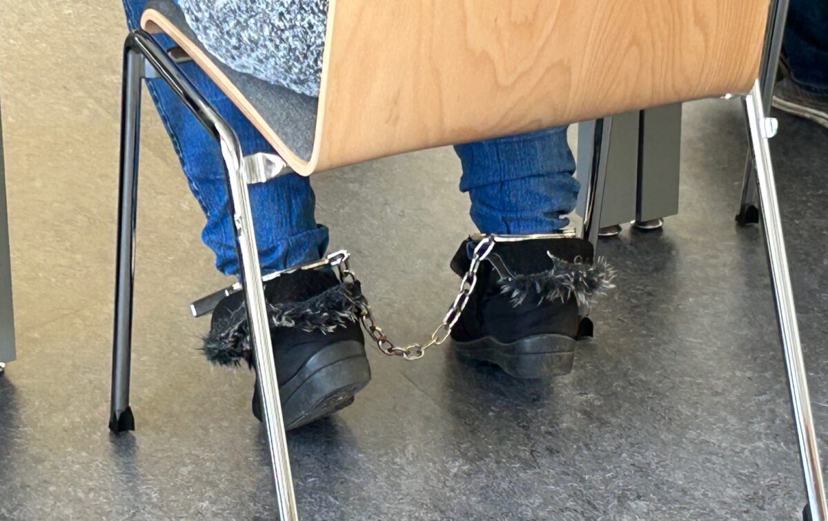 Gericht vertagt Urteil im Fensterwurf-Prozess
