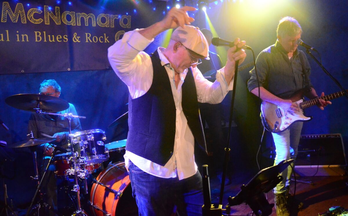 John McNamara Band auf der „Live Stage“