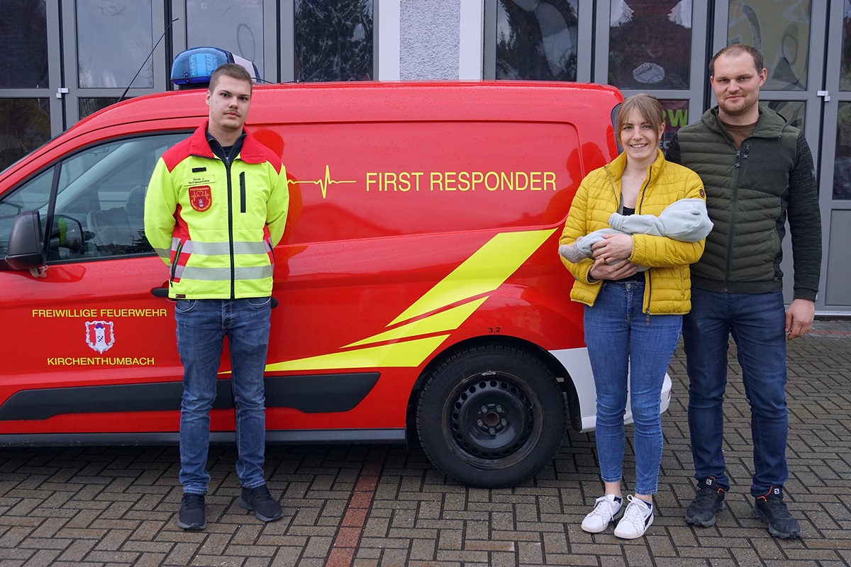 Plötzliche Geburt: Baby wollte nicht auf die First Responder warten