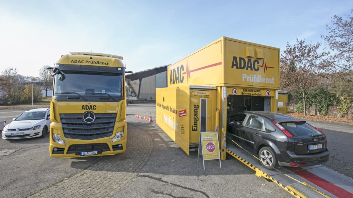 ADAC Prüf-Truck kommt nach Kemnath