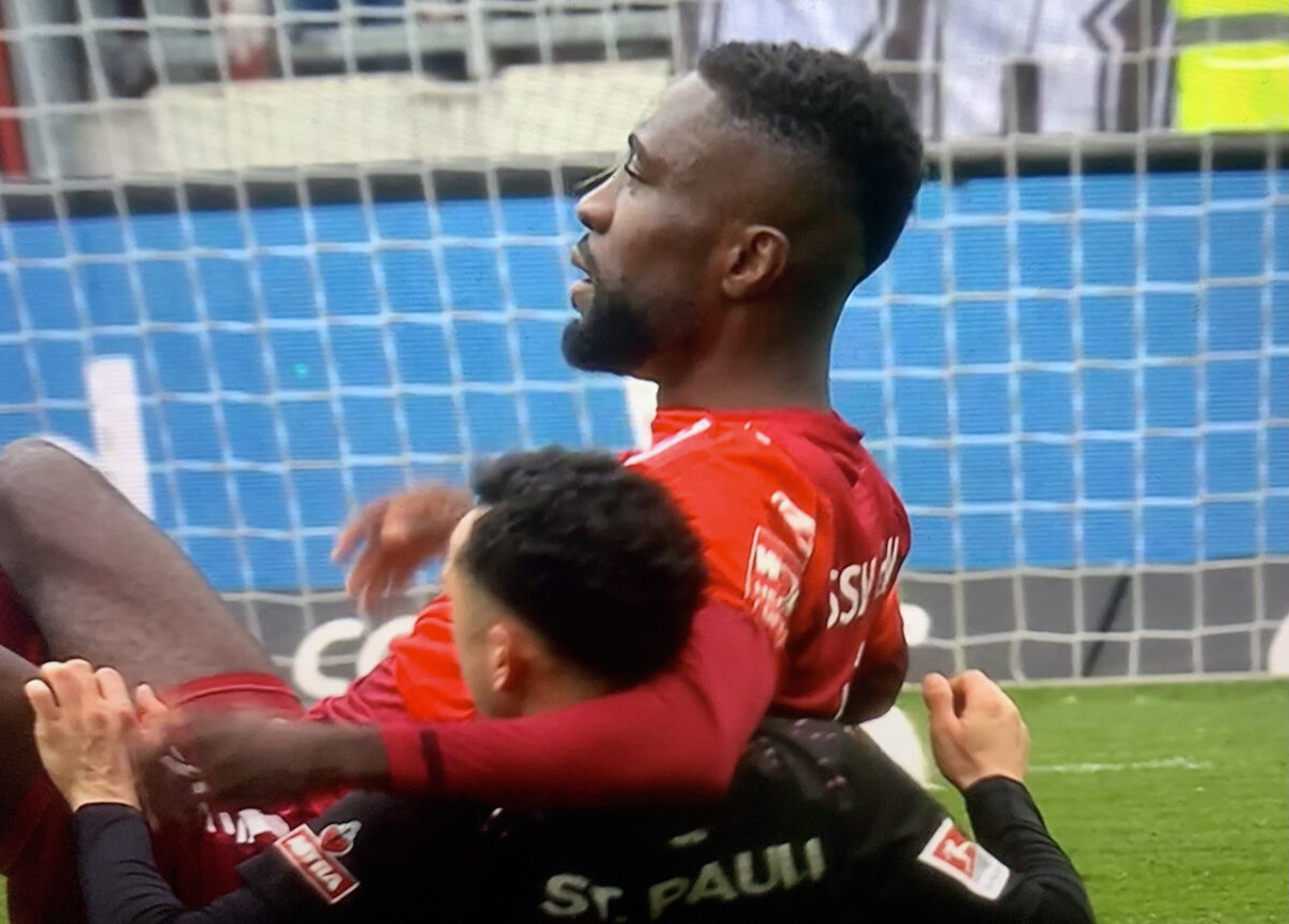 Jahn-Schlappe bei St. Pauli ein schlechter Aprilscherz