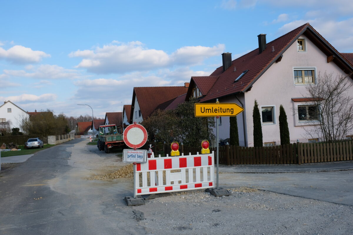 Neue Straßendecke für den Mühlenweg und viele Infos rund um Kirchenthumbach