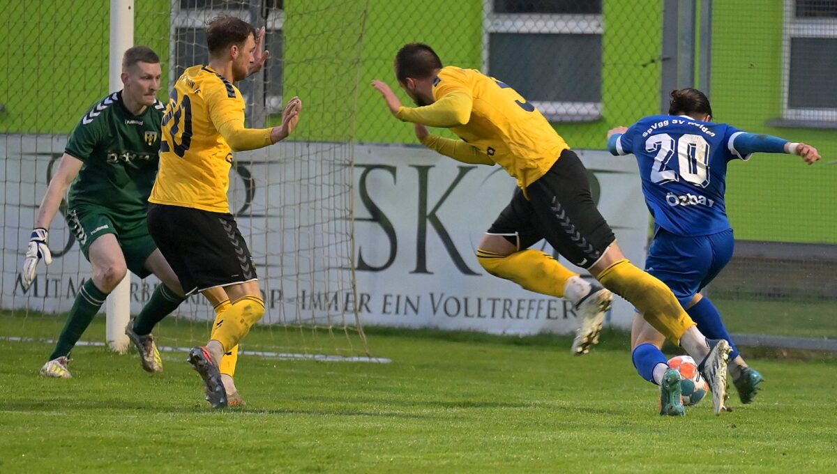 SpVgg SV Weiden belohnt sich für aufopferungsvollen Kampf mit verdientem Sieg
