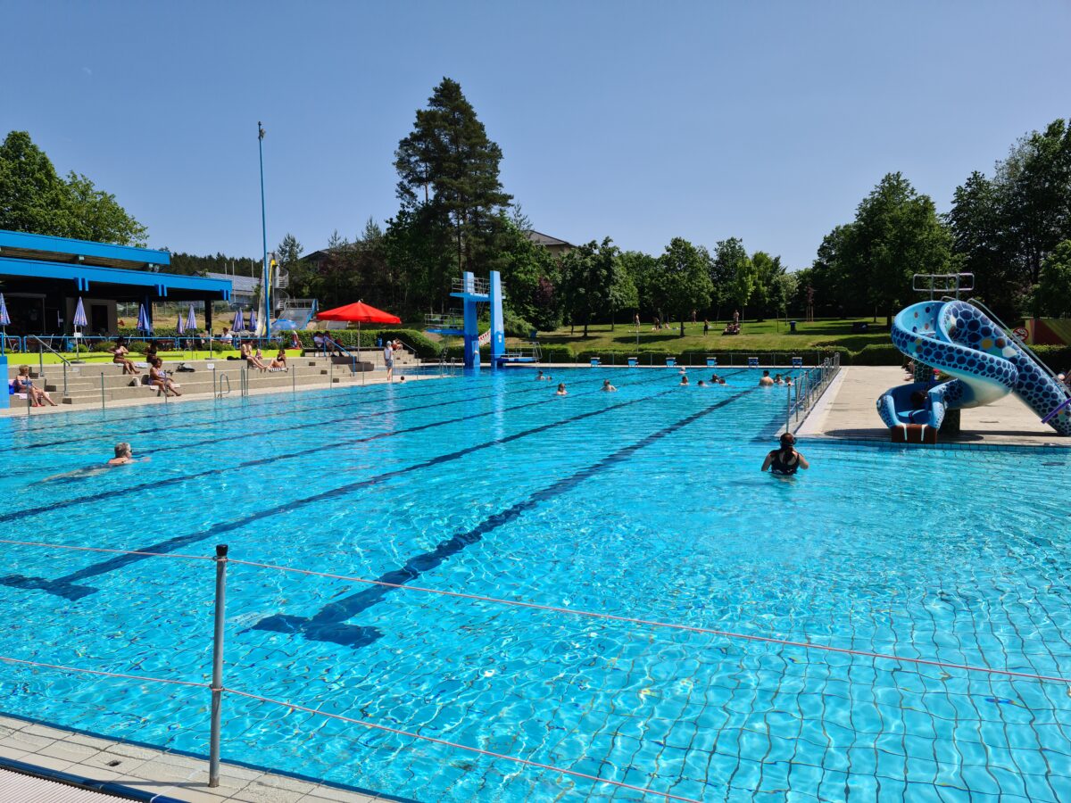 Gelungener Start in die neue Waldbad-Saison