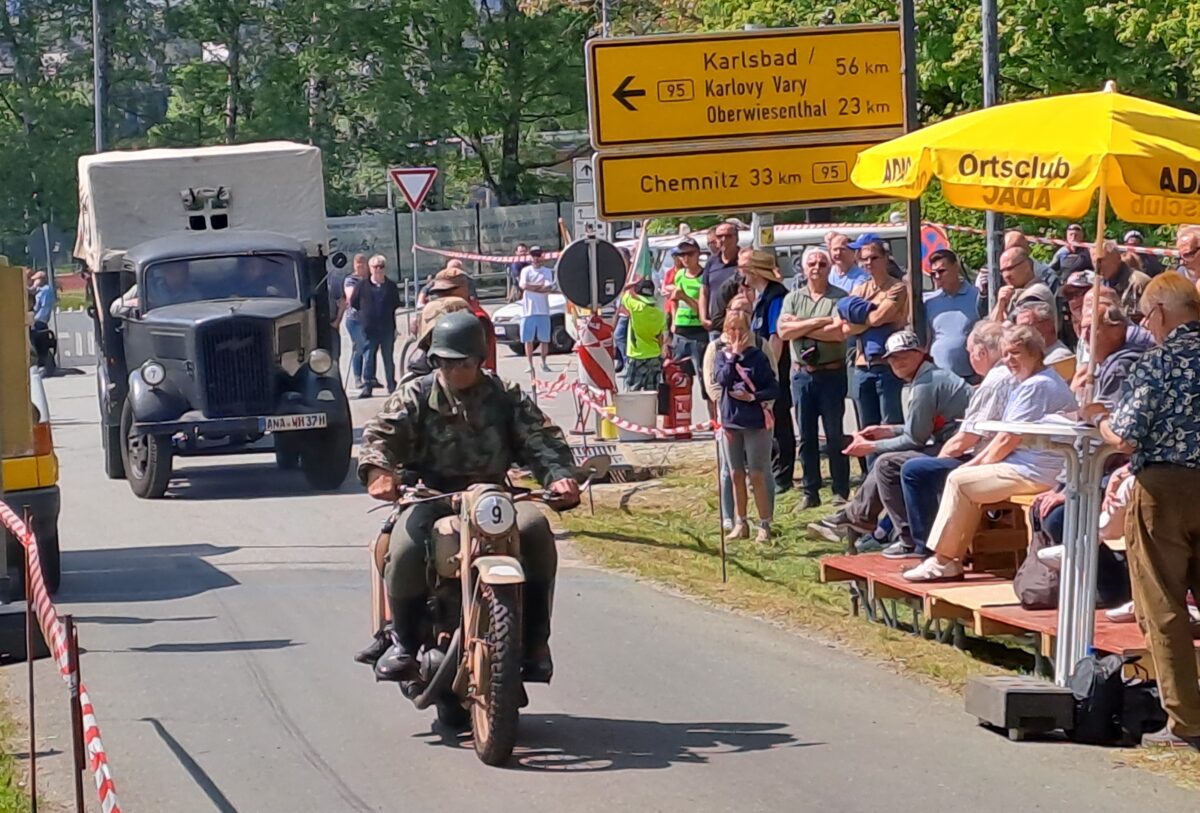 Weidener Oldtimer beim AMC Annaberg-Buchholz