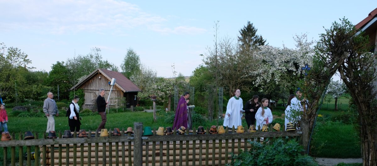 Bittgang erstmals im Flosser Kreislehrgarten