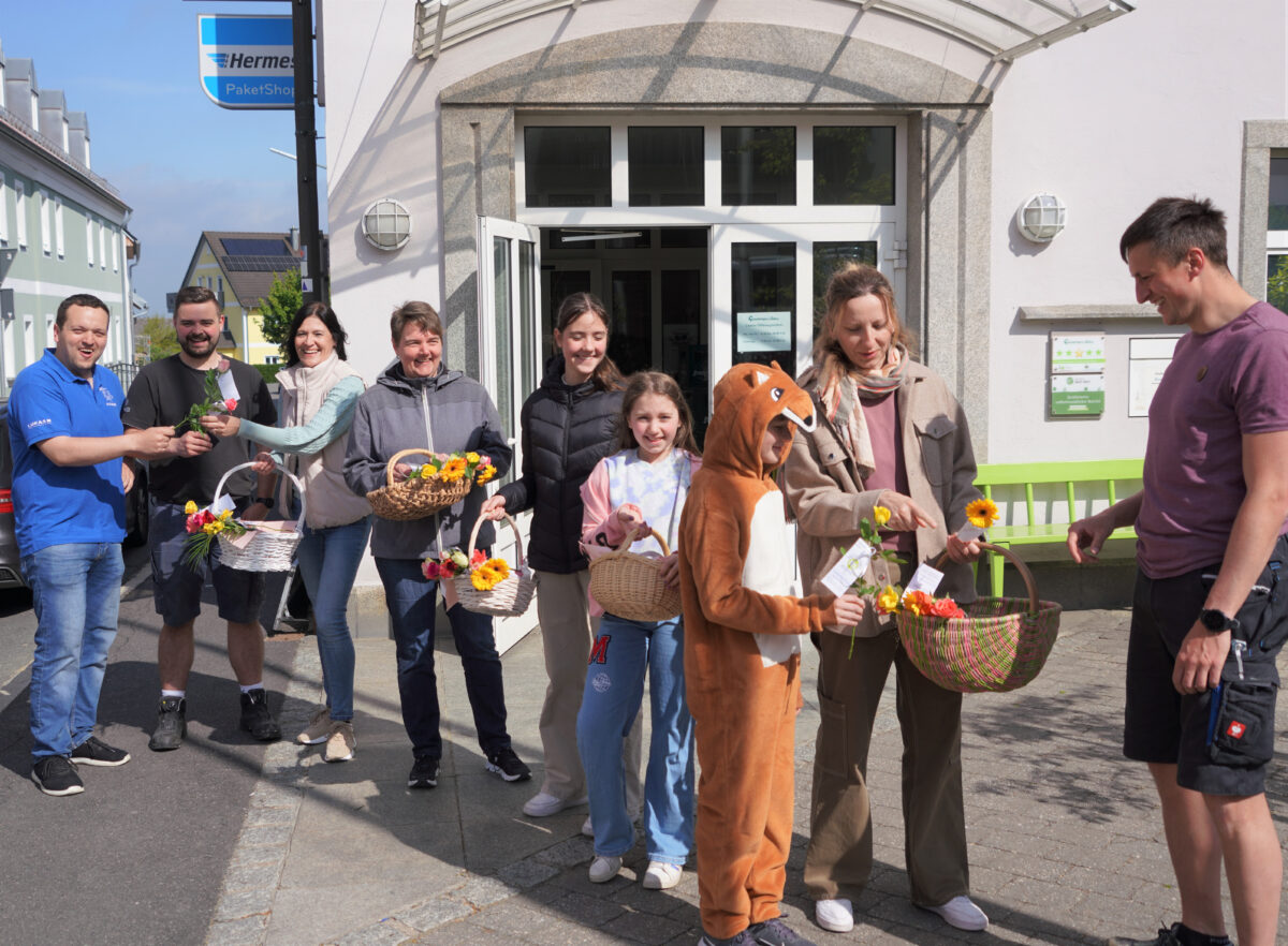 Maigrüße aus der Bibliothek vom Büchereifuchs