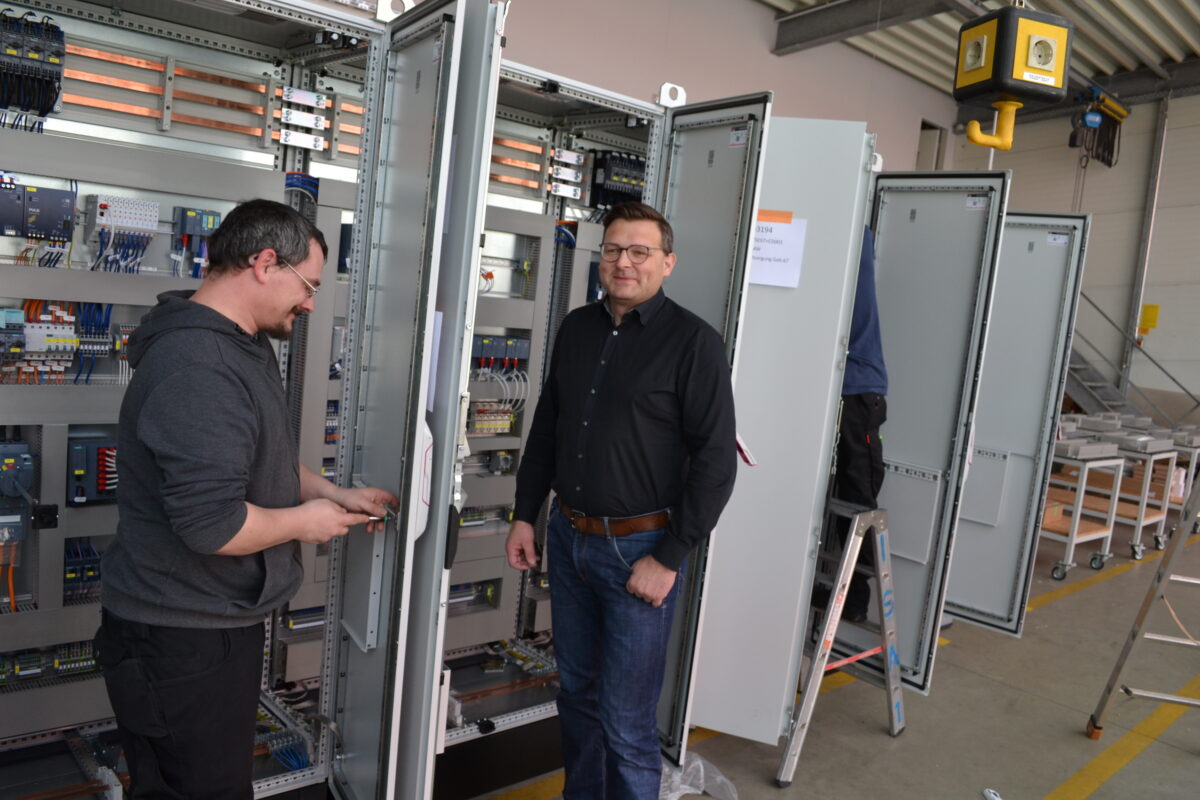 Die Firma ISA-Industrieelektronik findet Lösungen für alle Kundenwünsche