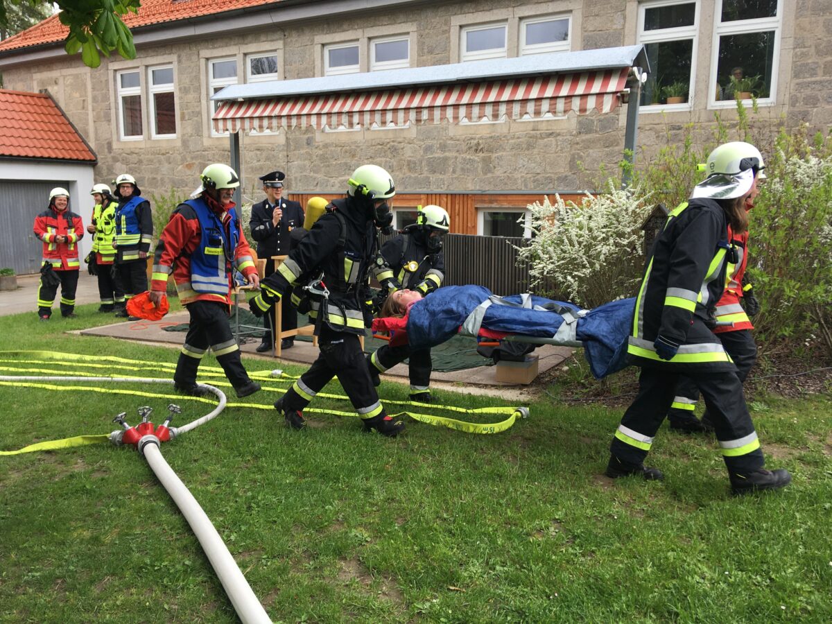 Feuerwehrschau im Kindergarten