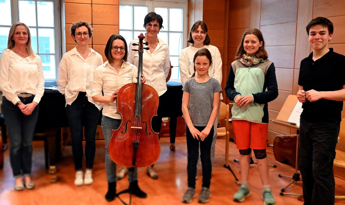 Vorspiel der Cello-Klasse in der Franz-Grothe-Schule