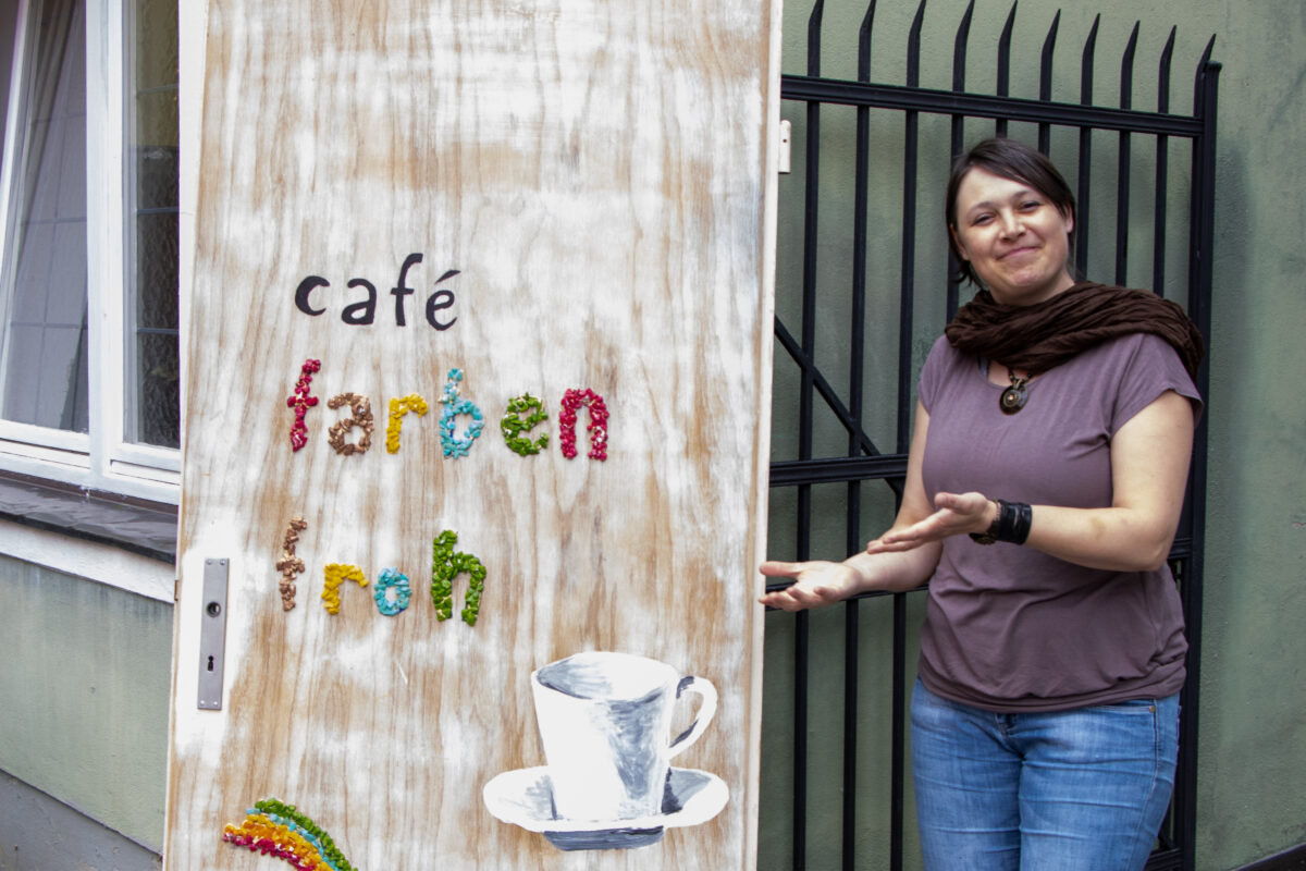 Einfach miteinander reden und Mensch sein – der Sprachtreff im Café farbenfroh