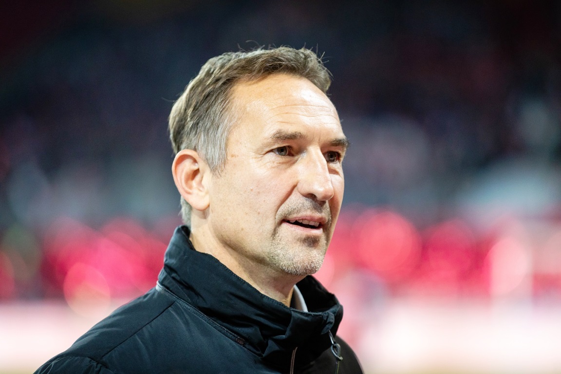 Mentalitätsmonster-Macher Achim Beierlorzer neuer Sportchef beim SSV Jahn Regensburg