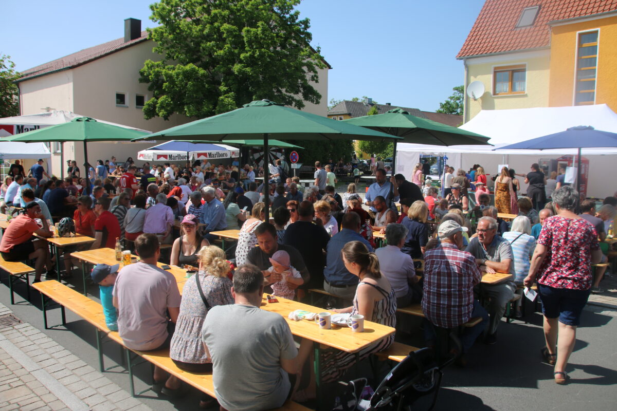 Schwarzenbach feiert Dorffest
