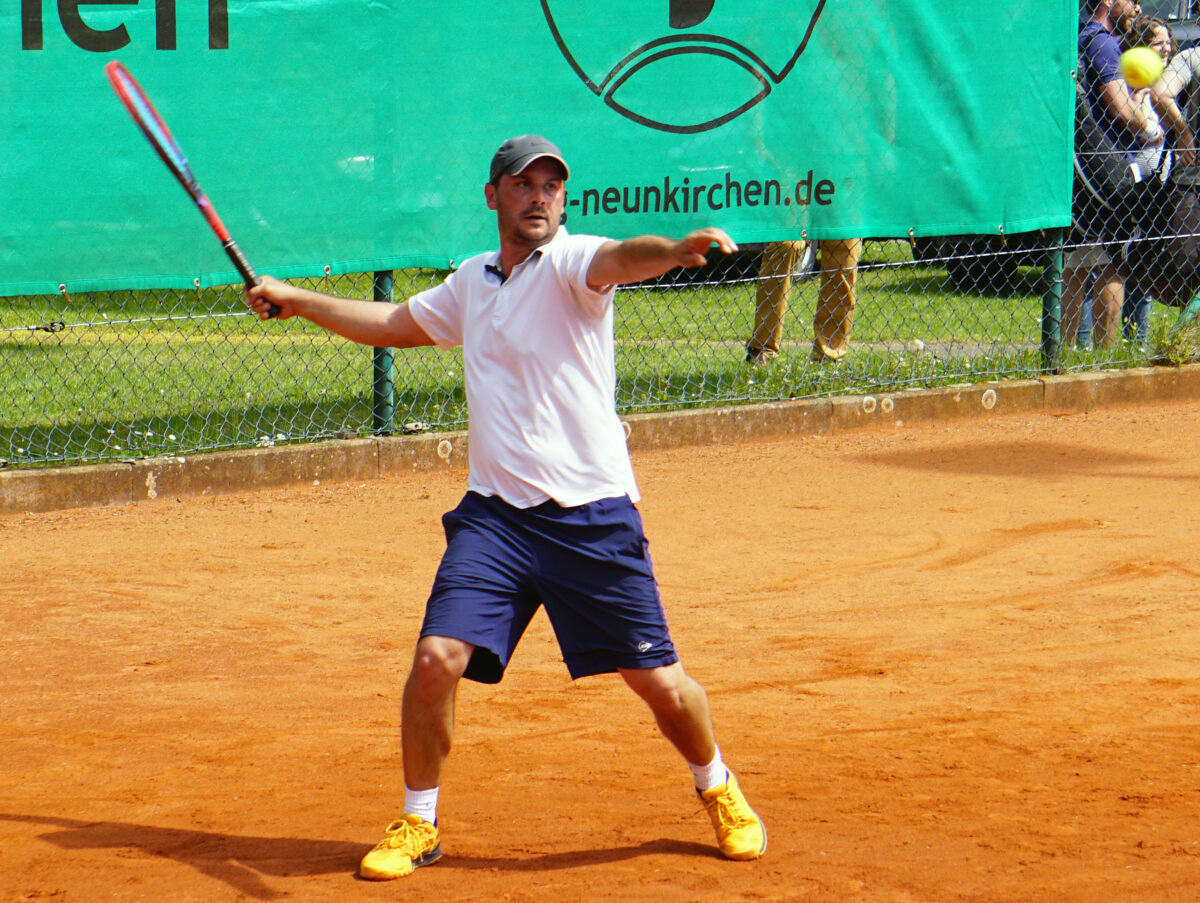 Neunkirchener Tennisasse legen Auftakt nach Maß hin