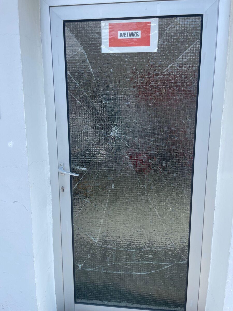 Anschlag auf LinksWerk in Weiden