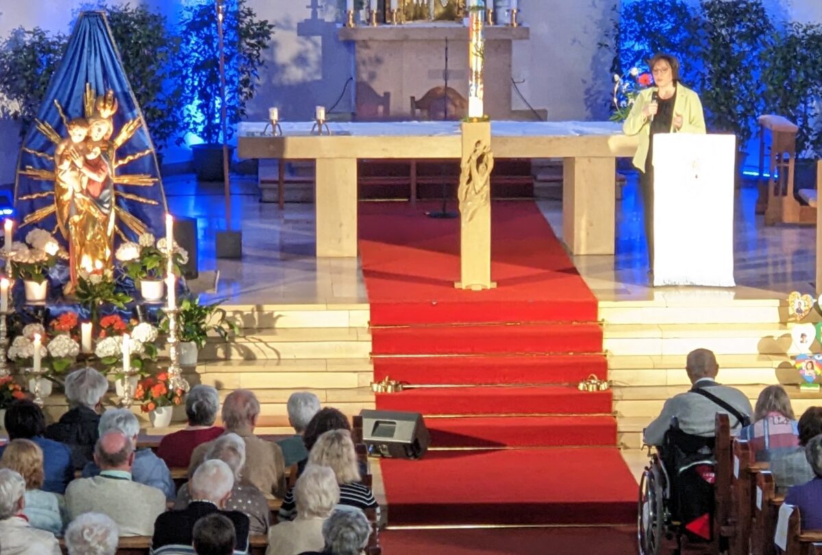 Marienlieder mit Brigitte Traeger