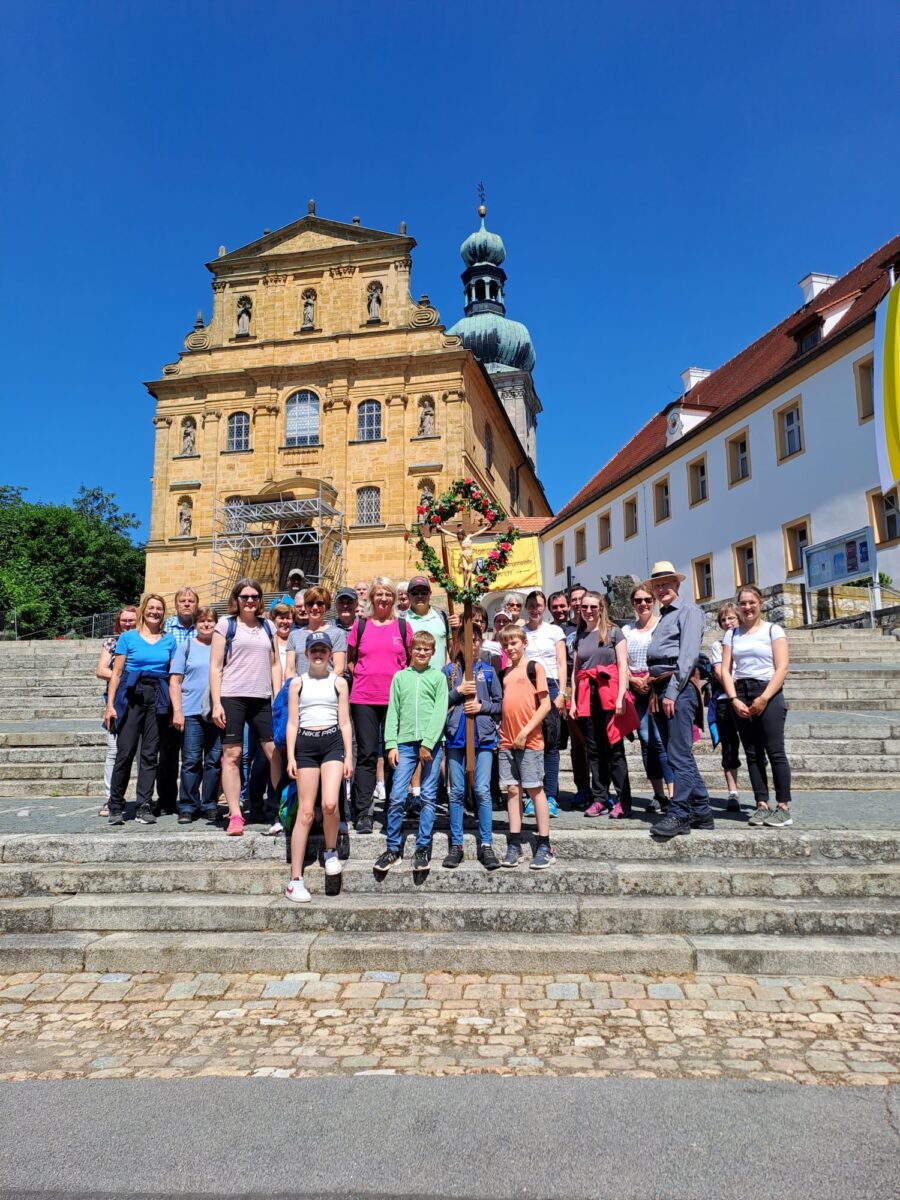 Pfarrei pilgert zum Mariahilfberg