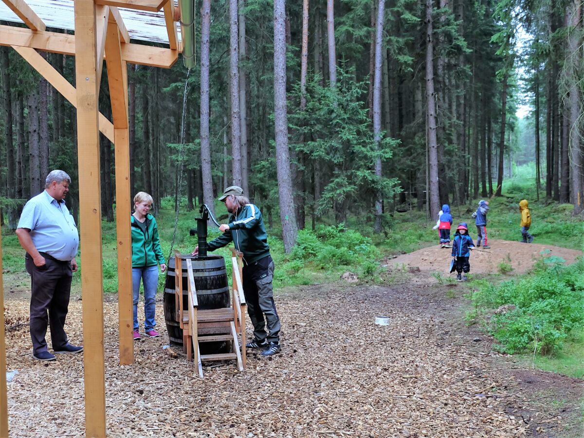 Die „Waldäste“ laden ein