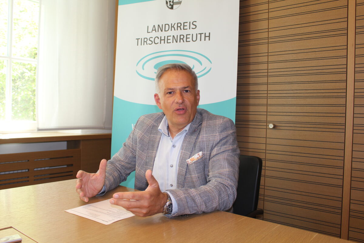 Halbzeit: Landrat Roland Grillmeier zieht Bilanz