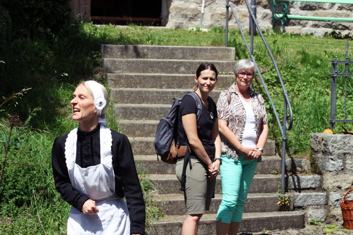 Zeitreise zur Burg Thanstein: Restkarten für Erlebniswanderung