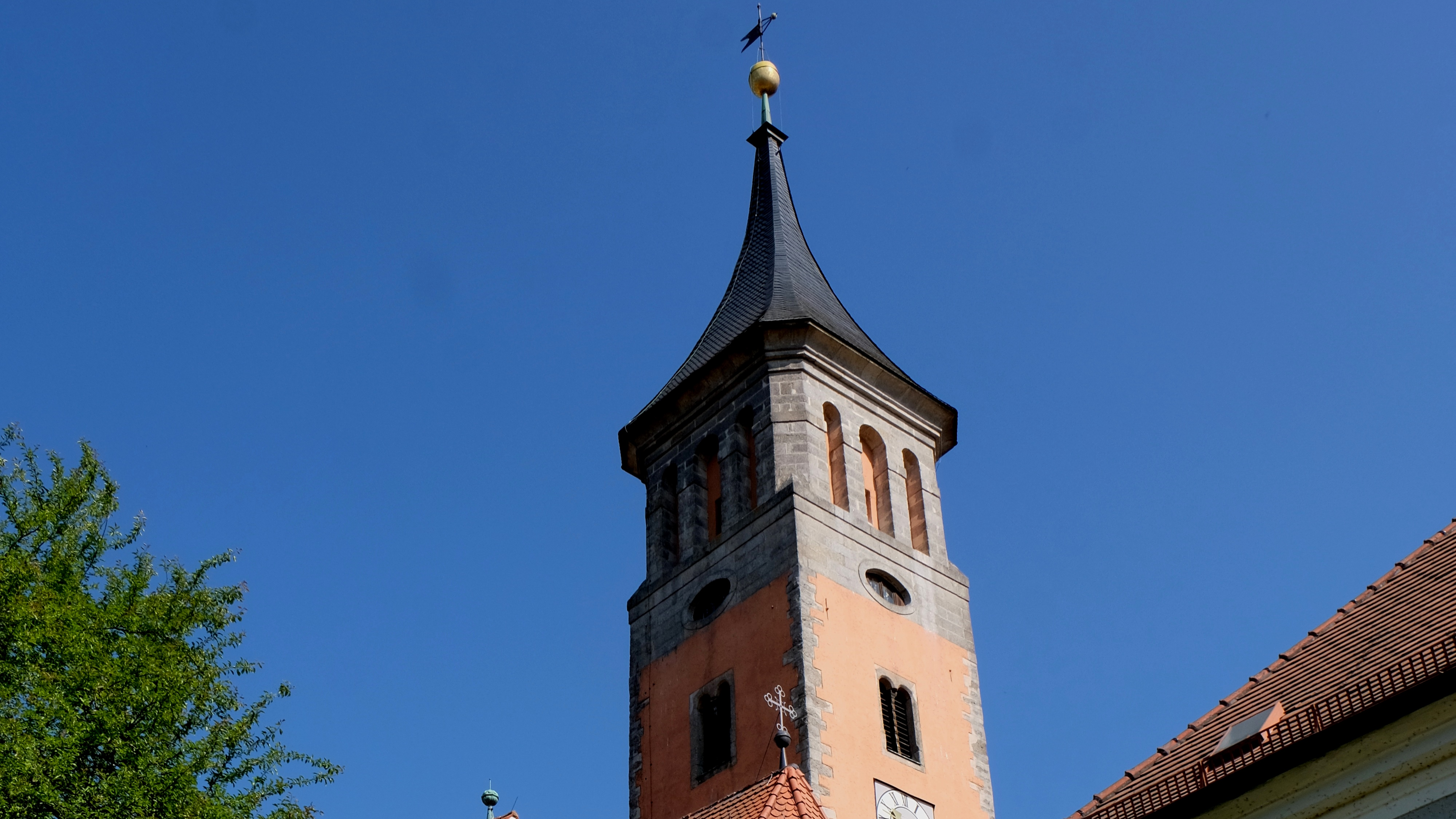 Evangelische Kirchengemeinde St. Johannes Baptista feiert mit 1075-jährigem Markt