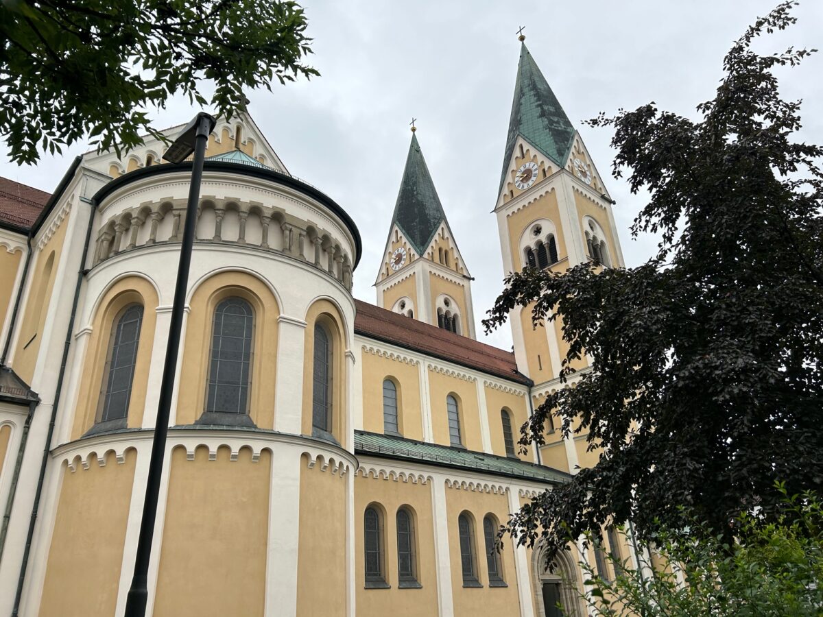 Buchhändler Hubert Schlegl verstorben