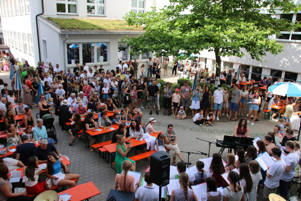 75 Jahre Gymnasium Eschenbach: Eine Bildungseinrichtung im Wandel der Zeit