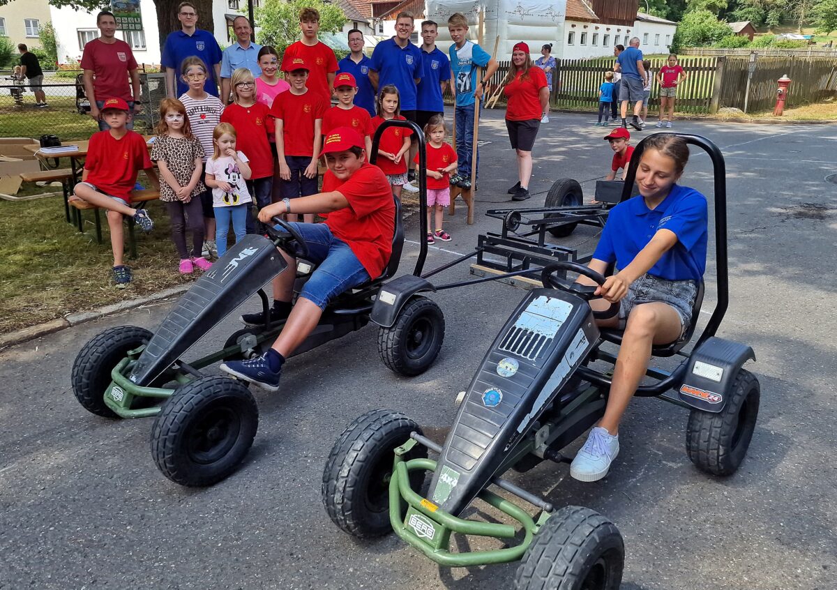 Mallersrichter Feuerwehr feiert Jubiläum mit dem Dorffest
