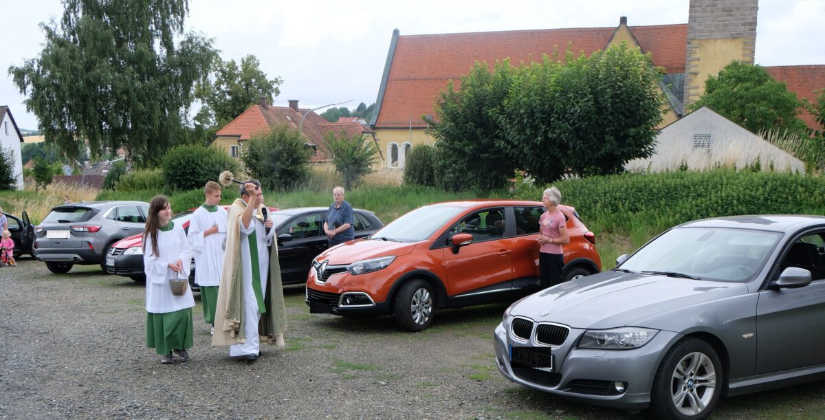 Himmlischer Segen für die Autofahrer