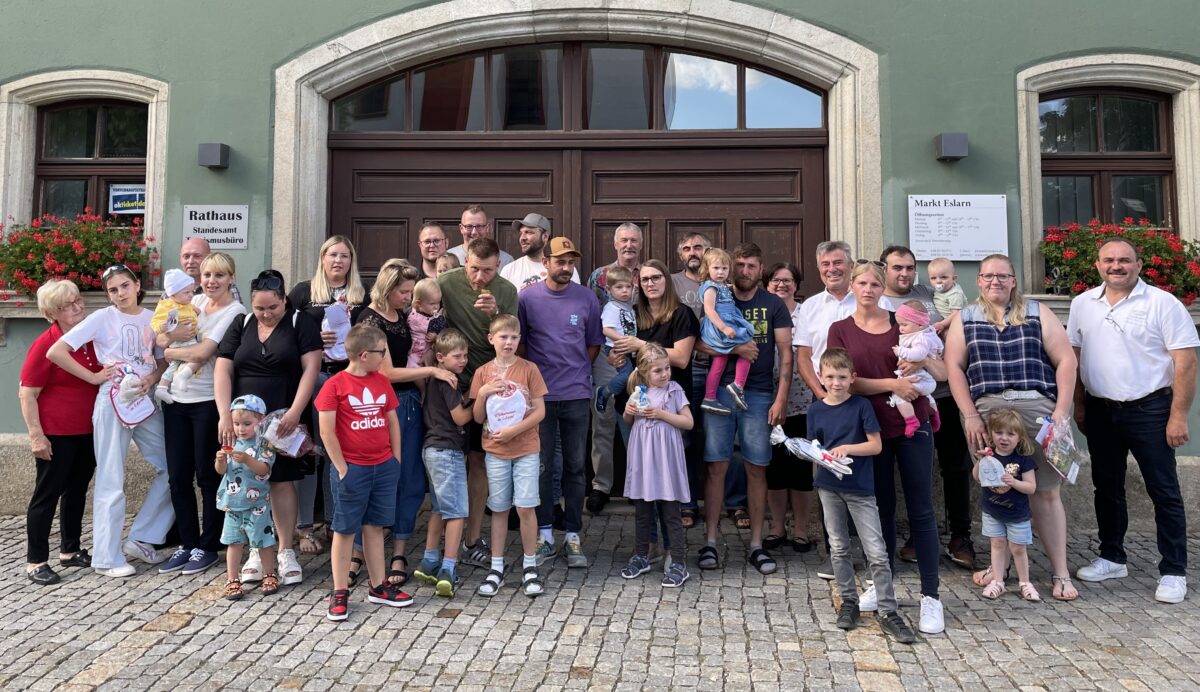 Betty und Hanns Zierer-Stiftung: Familien erhalten Beihilfe