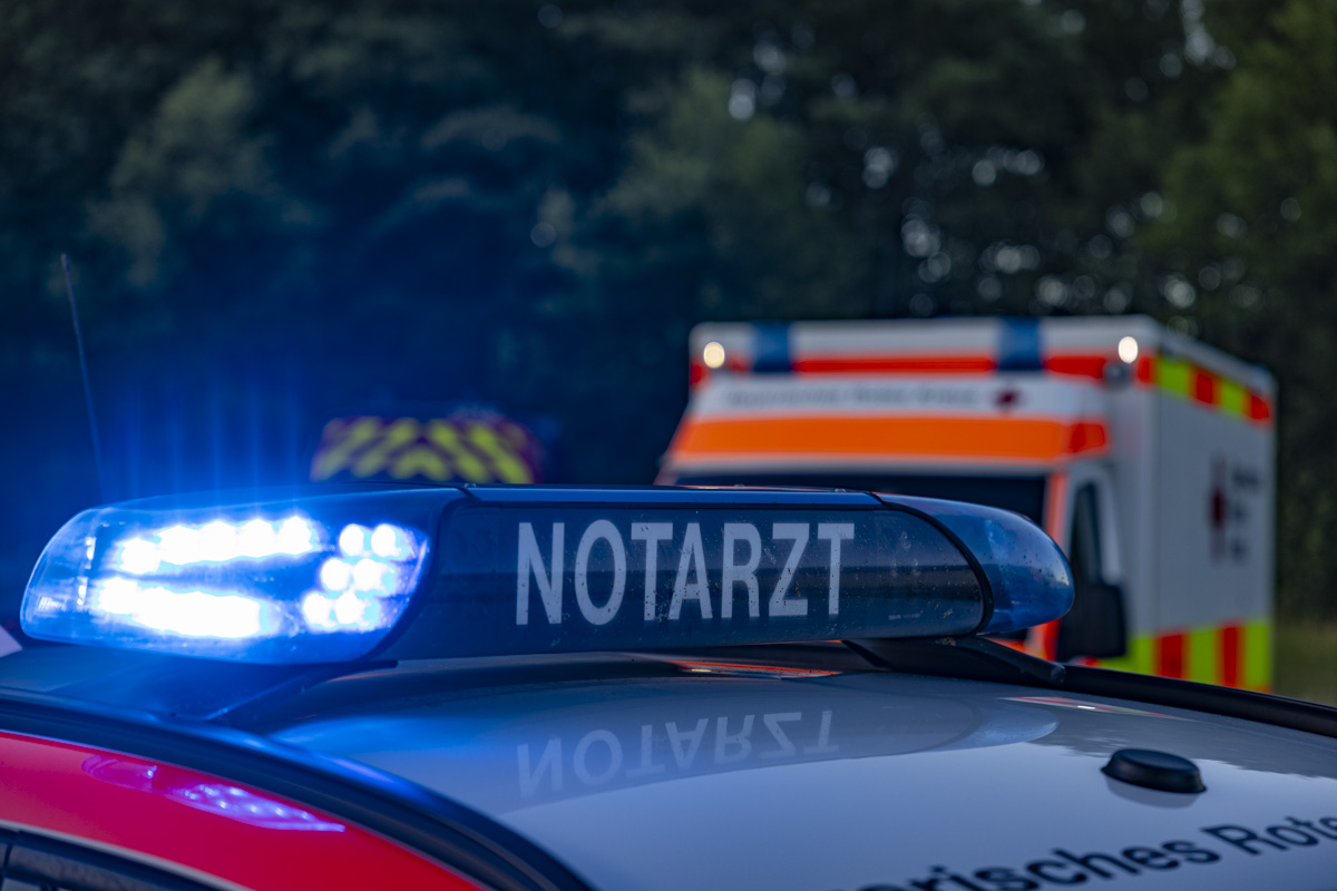 Sturz bei nächtlicher Wanderung – Burgbesucher findet verletzte Frau