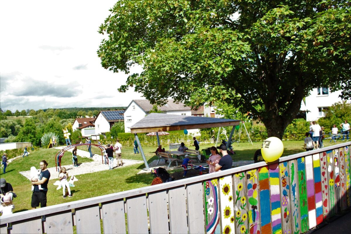 Spielplatzfest in Erbendorf begeistert Kinder und Familien