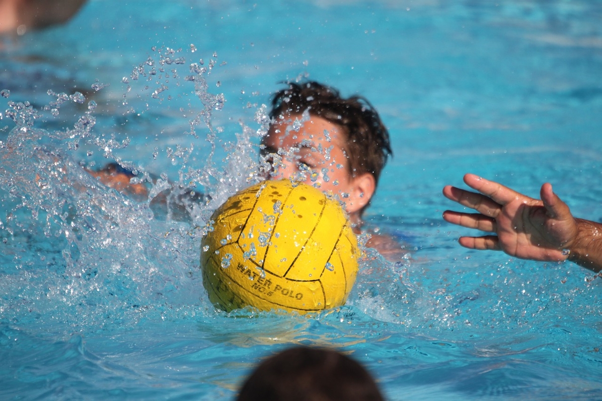 Wasserballnachwuchs kämpft zum 26. Mal im Schätzlerbad um begehrten Pokal