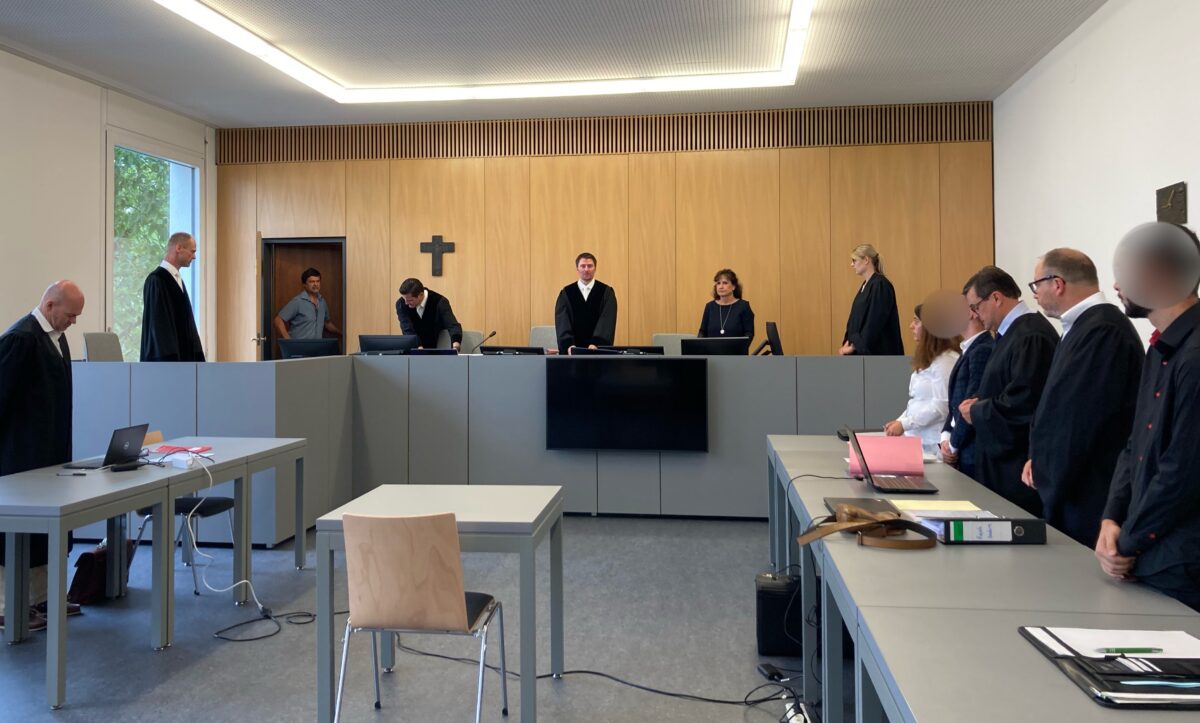 Prozess wegen Vergewaltigung: Angeklagte kurz vor der Einbürgerung