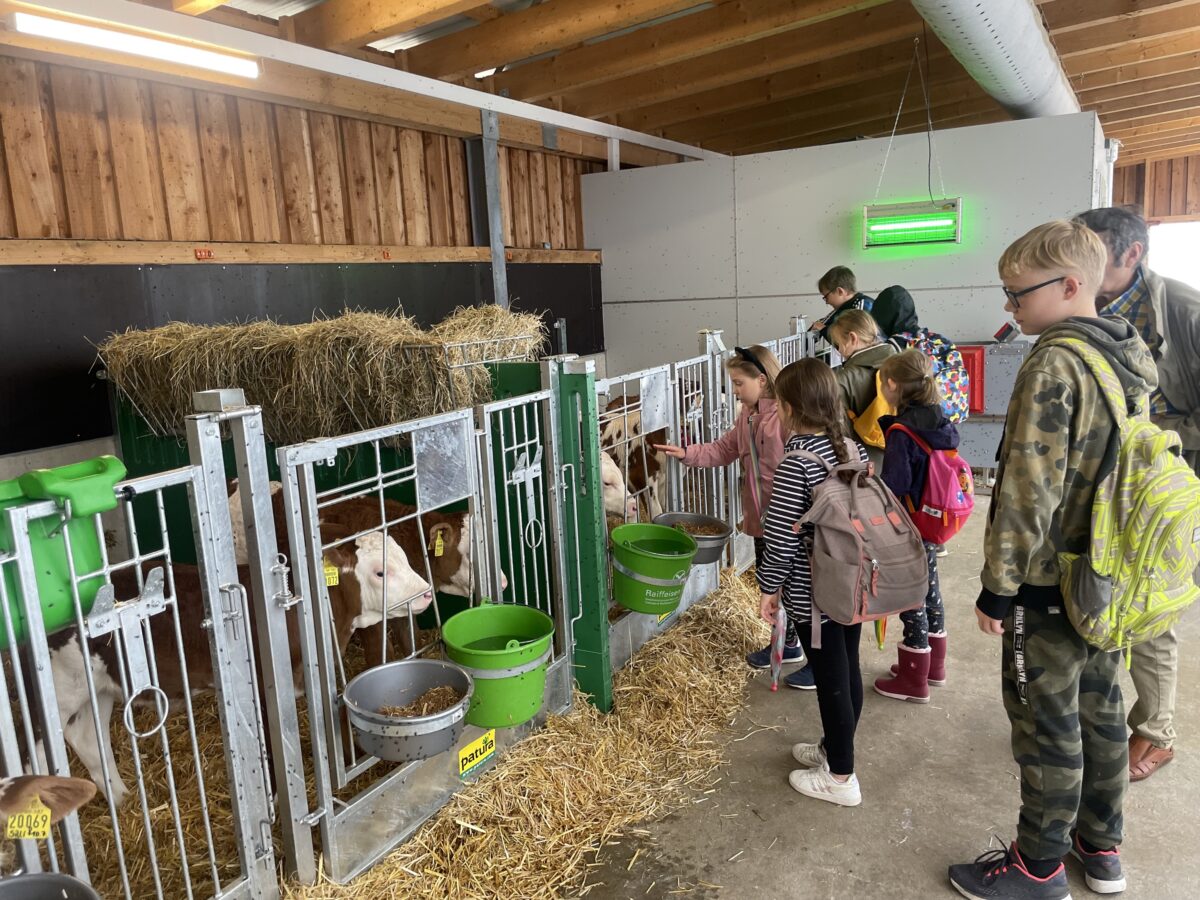 Ferienaktion der Arbeiterwohlfahrt mit Besuch in Almesbach
